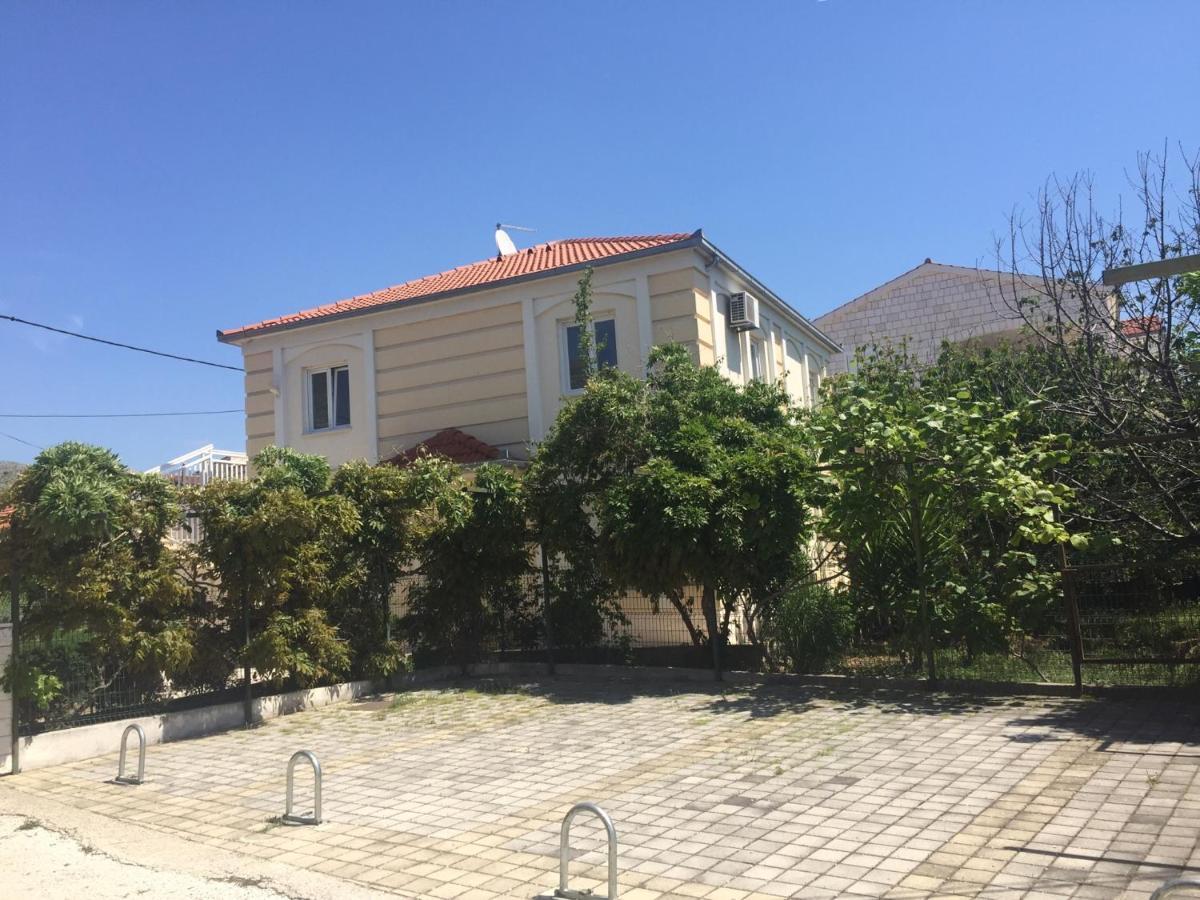 Villa In Seget Trogir Exterior foto